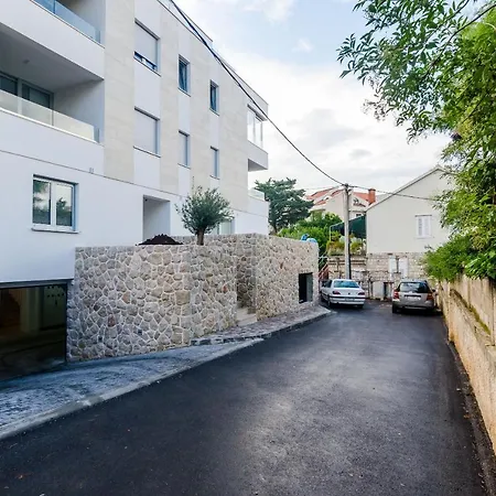 Apartamento Alius Deluxe Ii *